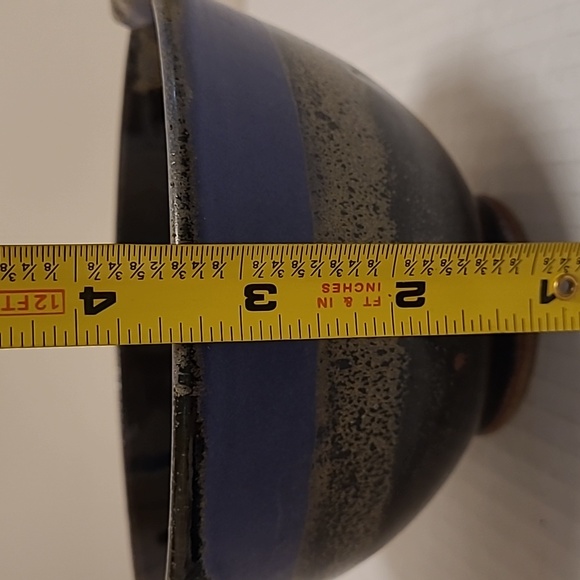 Handmade Signed Pottery Bowl - Picture 14 of 15